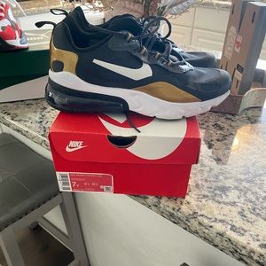 Big kids Nike React